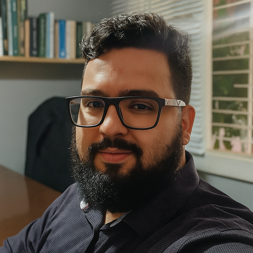 Lucas Lopes Galvão - Tech Lawyer